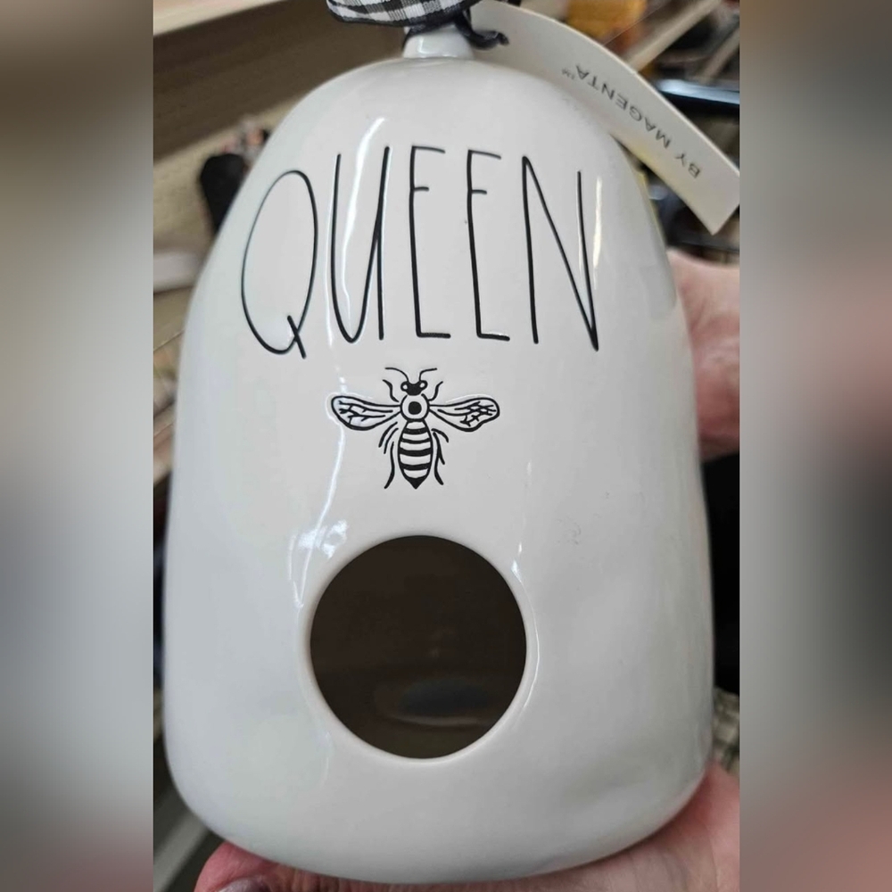Rae Dunn Queen Bee Bird House Figurine Statue approx 8x5.5" w tag